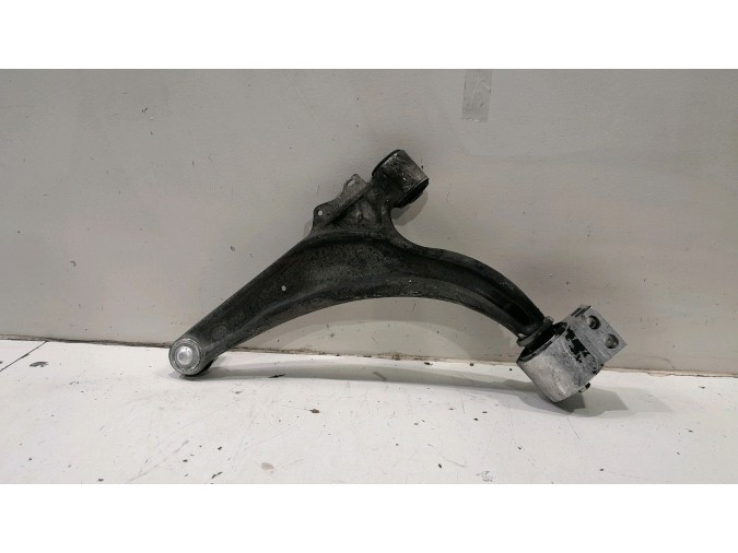 BRAZO SUSPENSION INFERIOR DELANTERO DERECHO CHEVROLET CRUZE 2013