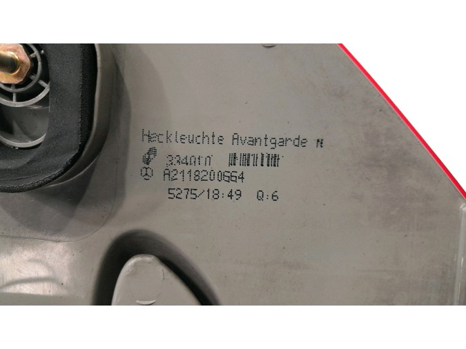 PILOTO TRASERO DERECHO MERCEDES CLASE E 2002