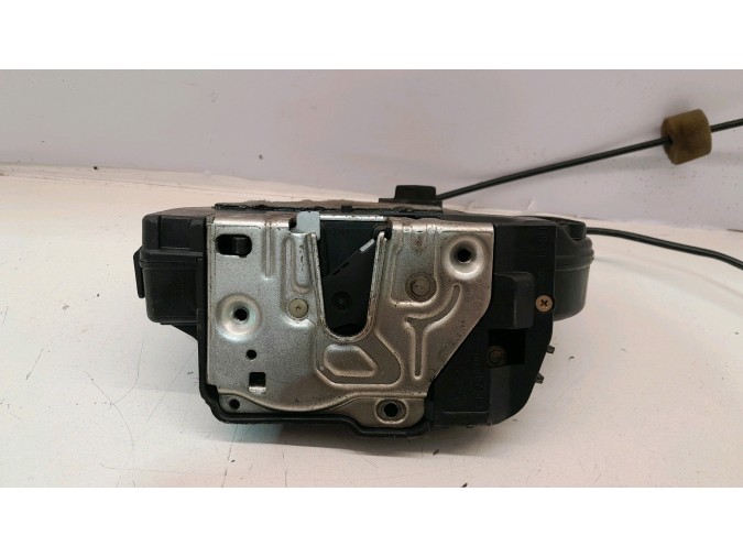 CERRADURA PUERTA TRASERA IZQUIERDA MERCEDES CLASE E 2002
