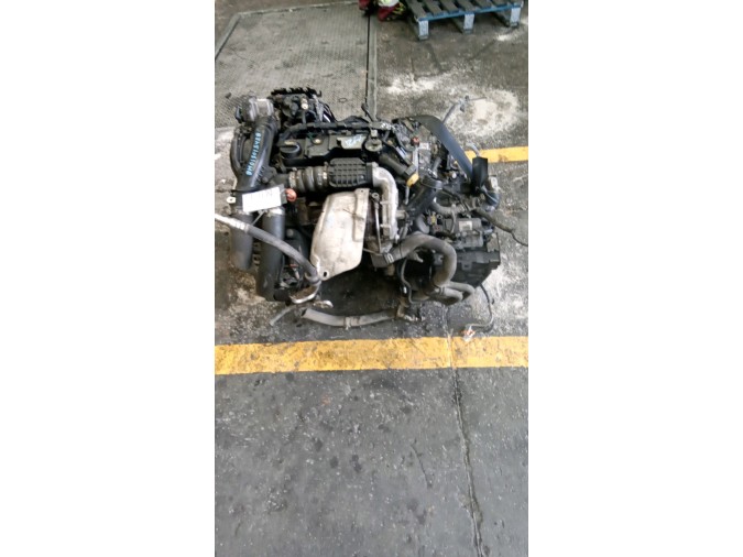 MOTOR CON ACCESORIOS SIN CAJA DE CAMBIOS CITROEN C4 PICASSO 2010