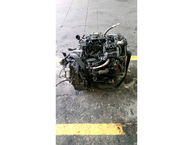 MOTOR CON ACCESORIOS SIN CAJA DE CAMBIOS CITROEN C4 PICASSO 2010
