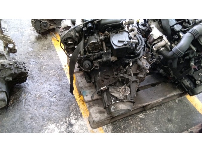 MOTOR CON ACCESORIOS SIN CAJA DE CAMBIOS CITROEN XSARA PICASSO 2007