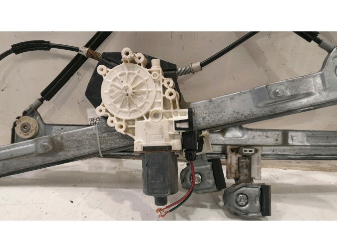 ELEVALUNAS DELANTERO IZQUIERDO MITSUBISHI COLT 2007
