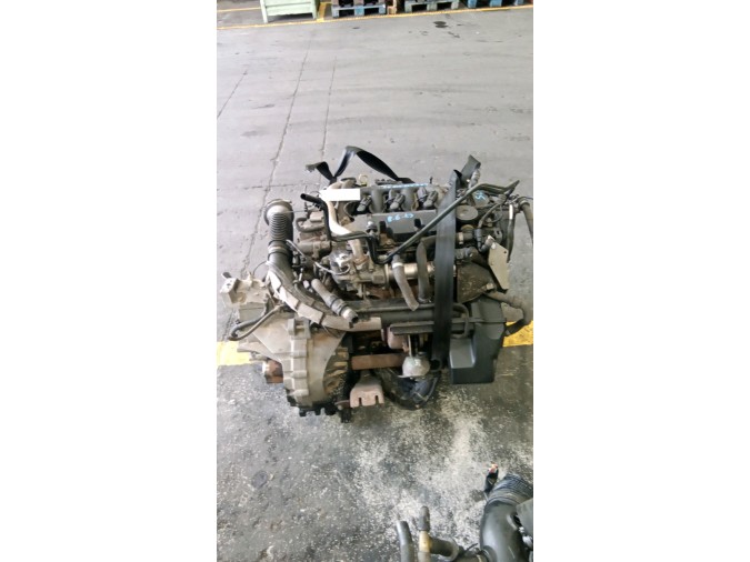 MOTOR CON ACCESORIOS Y CAJA DE CAMBIOS FORD MONDEO 39202