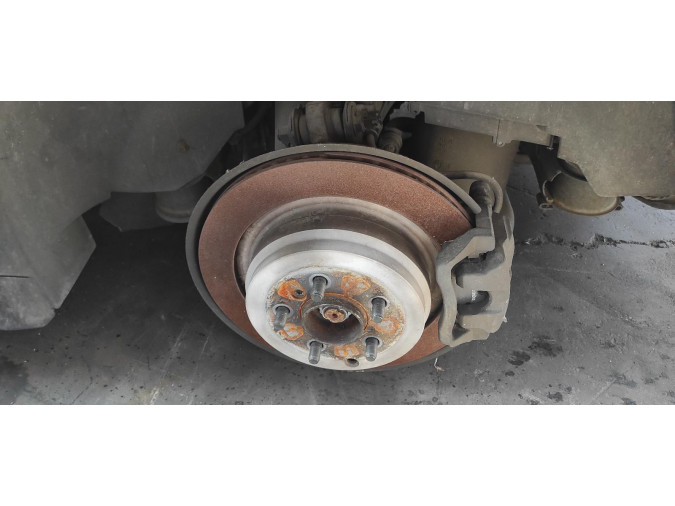 BRAZO SUSPENSION INFERIOR TRASERO IZQUIERDO LAND ROVER RANGER