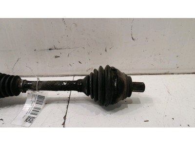 TRANSMISIÓN DELANTERA IZQUIERDA VOLKSWAGEN PASSAT 2005