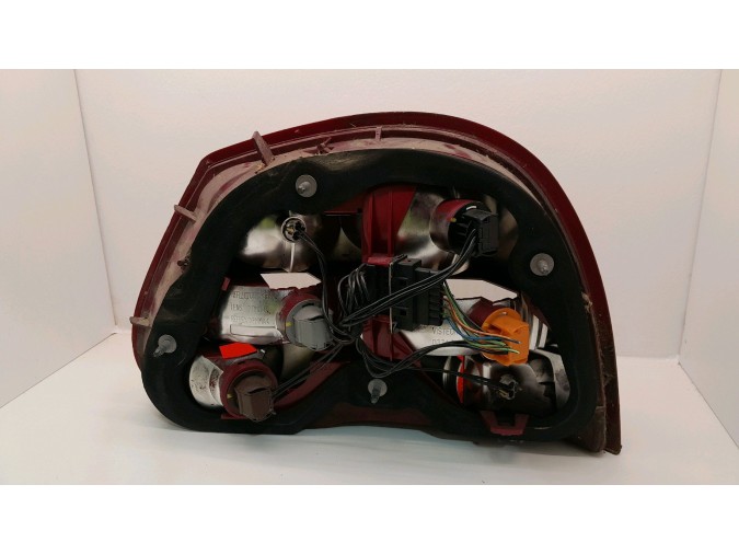 PILOTO TRASERO IZQUIERDO JAGUAR X TYPE 2004
