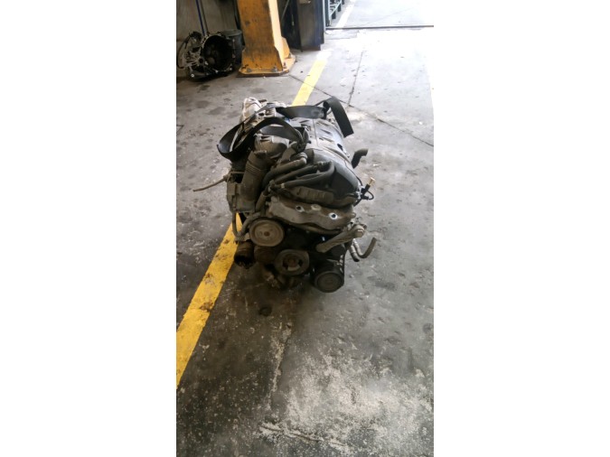 MOTOR CON ACCESORIOS Y CAJA DE CAMBIOS PEUGEOT 308 39962
