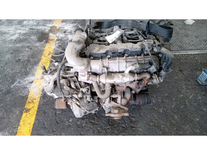 MOTOR CON ACCESORIOS Y CAJA DE CAMBIOS CITROEN JUMPY 2003