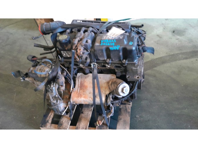 MOTOR CON ACCESORIOS Y CAJA DE CAMBIOS BMW MINI 2002