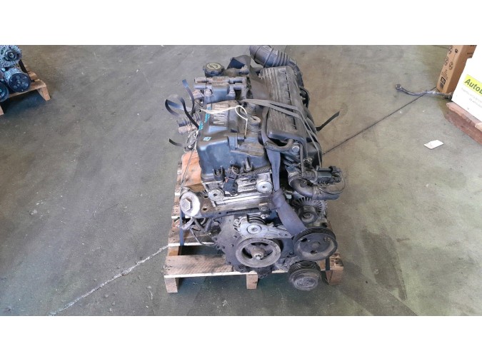 MOTOR CON ACCESORIOS Y CAJA DE CAMBIOS BMW MINI 2002