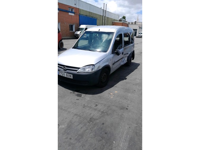 ELEVALUNAS DELANTERO DERECHO OPEL COMBO 2002