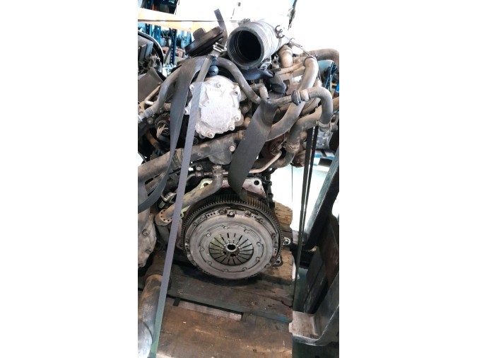 MOTOR CON ACCESORIOS SIN CAJA DE CAMBIOS SEAT ALTEA 39227