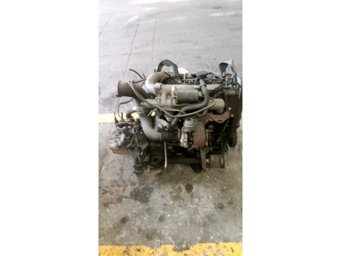 MOTOR CON ACCESORIOS Y CAJA DE CAMBIOS RENAULT MÉGANE 2003