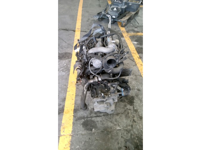 MOTOR CON ACCESORIOS Y CAJA DE CAMBIOS RENAULT MÉGANE 2003