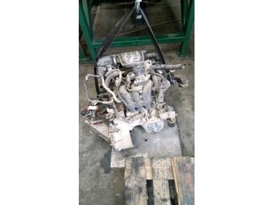 MOTOR CON ACCESORIOS Y CAJA DE CAMBIOS PEUGEOT 107 39315