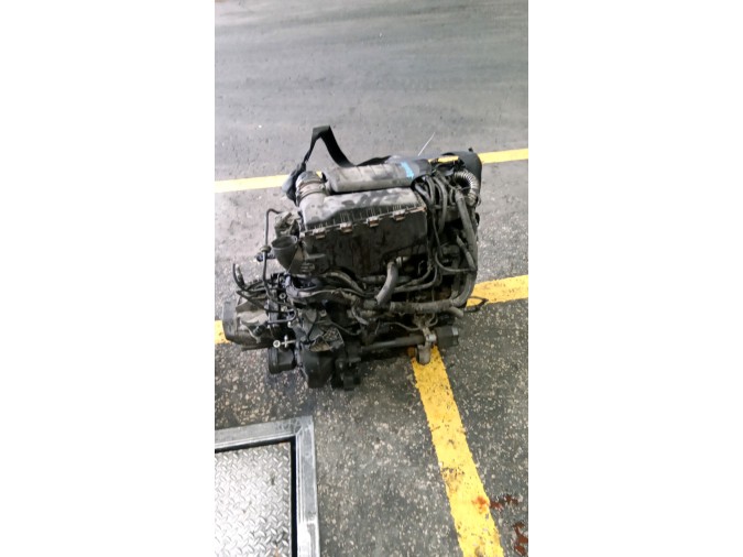 MOTOR CON ACCESORIOS Y CAJA DE CAMBIOS CITROEN C4 PICASSO 39226