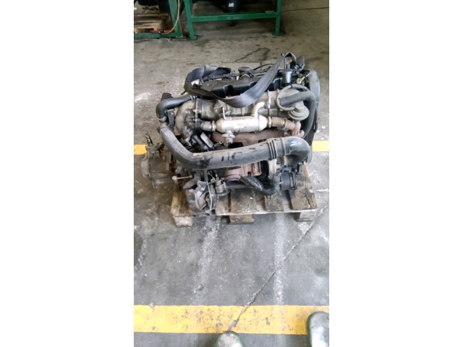 MOTOR CON ACCESORIOS Y CAJA DE CAMBIOS CITROEN XSARA PICASSO 37161