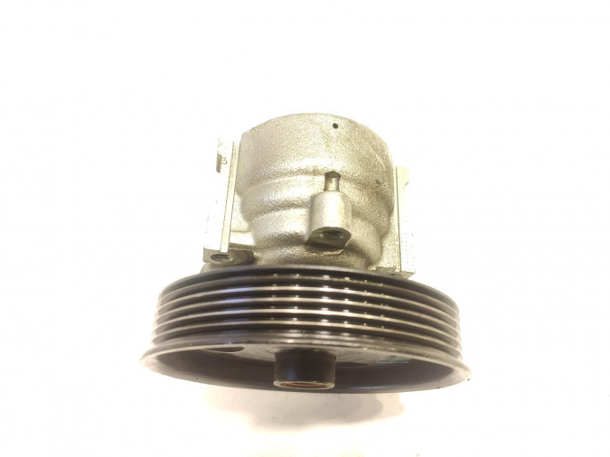BOMBA SERVODIRECCION RENAULT KANGOO 2010