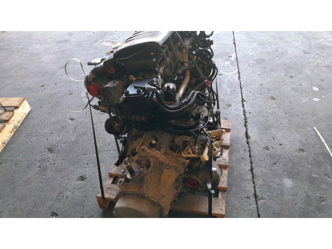 MOTOR CON ACCESORIOS SIN CAJA DE CAMBIOS CITROEN C4 38315