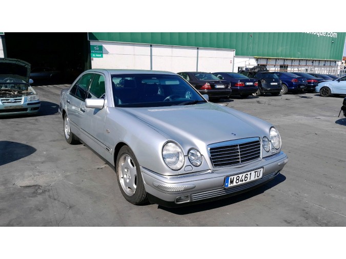 BRAZO SUPERIOR SUSPENSION DELANTERO DERECHO MERCEDES E 230 1996