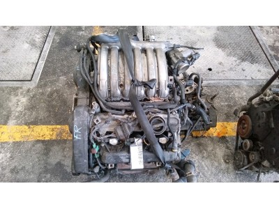 MOTOR CON ACCESORIOS Y CAJA DE CAMBIOS PEUGEOT 607 2000
