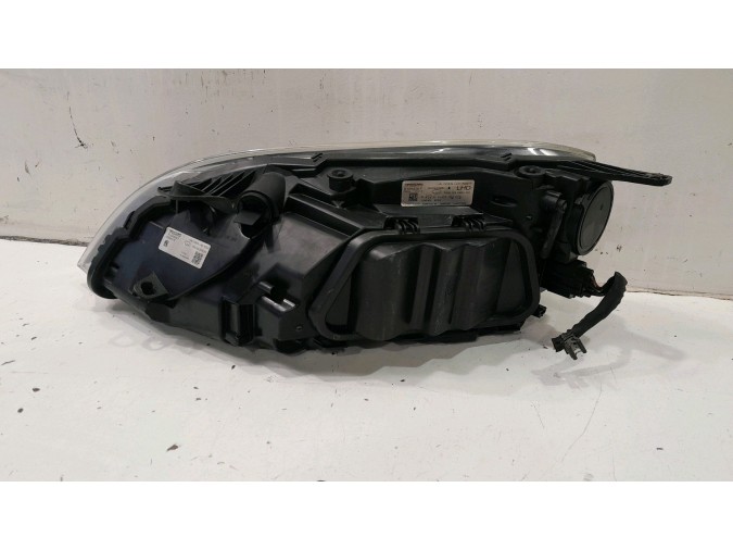FARO DELANTERO DERECHO VOLVO V40 41241