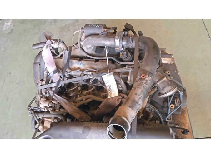 MOTOR CON ACCESORIOS Y CAJA DE CAMBIOS MITSUBISHI SPACE STAR 2001