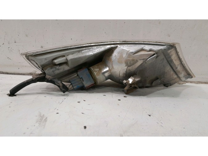 PILOTO INTERMITENTE DELANTERO IZQUIERDO SAAB 9-5 2002