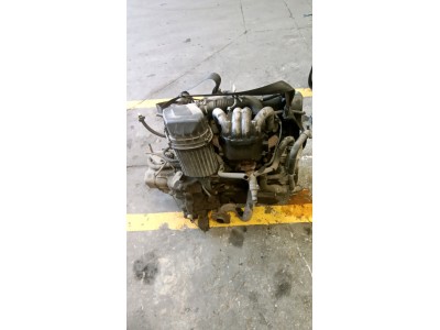 MOTOR CON ACCESORIOS Y CAJA DE CAMBIOS CITROEN SAXO 2001