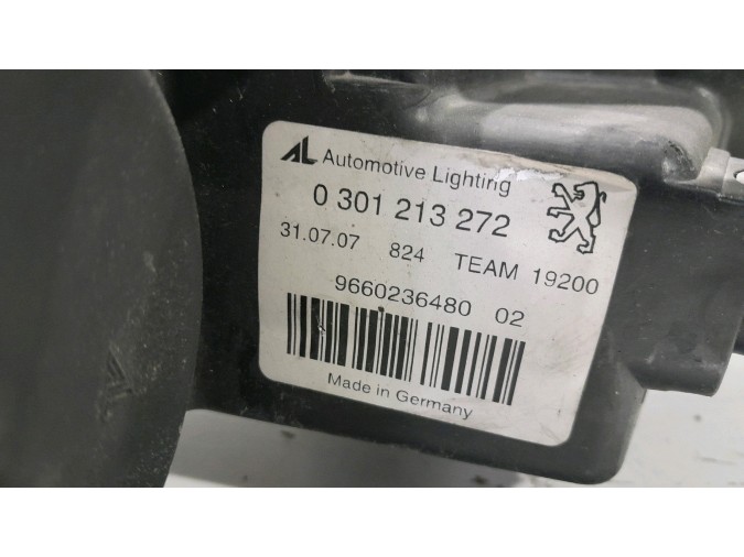 FARO DELANTERO DERECHO PEUGEOT 407 2010