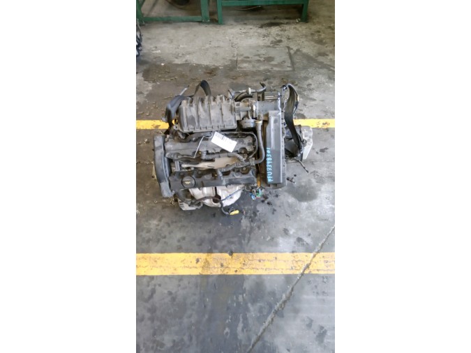 MOTOR CON ACCESORIOS SIN CAJA DE CAMBIOS CITROEN C4