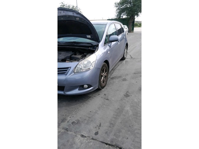 PUERTA DELANTERA IZQUIERDA TOYOTA VERSO 2009