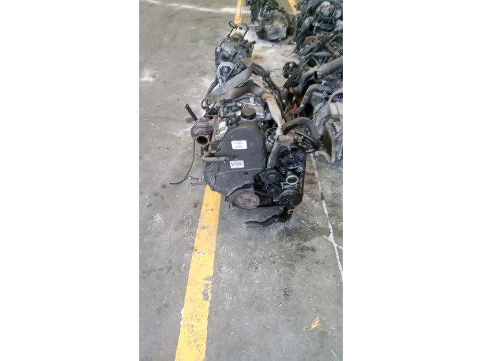 MOTOR CON ACCESORIOS SIN CAJA DE CAMBIOS VOLVO S80 38519