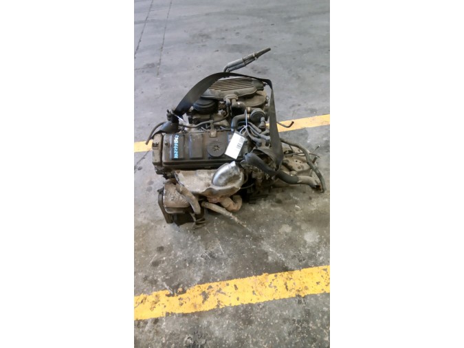 MOTOR CON ACCESORIOS Y CAJA DE CAMBIOS PEUGEOT 106 1997