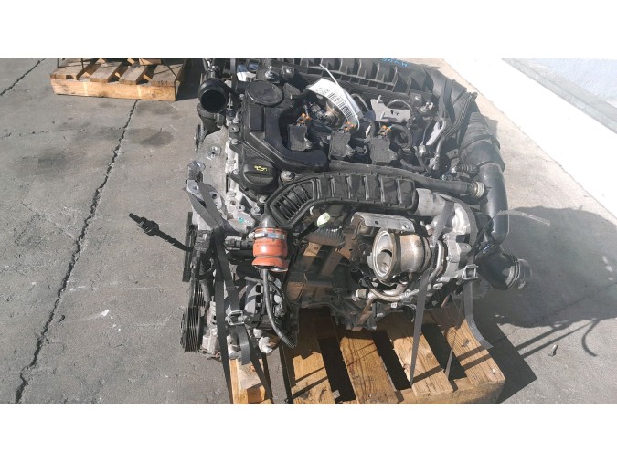 MOTOR CON ACCESORIOS SIN CAJA DE CAMBIOS PEUGEOT 208 2019