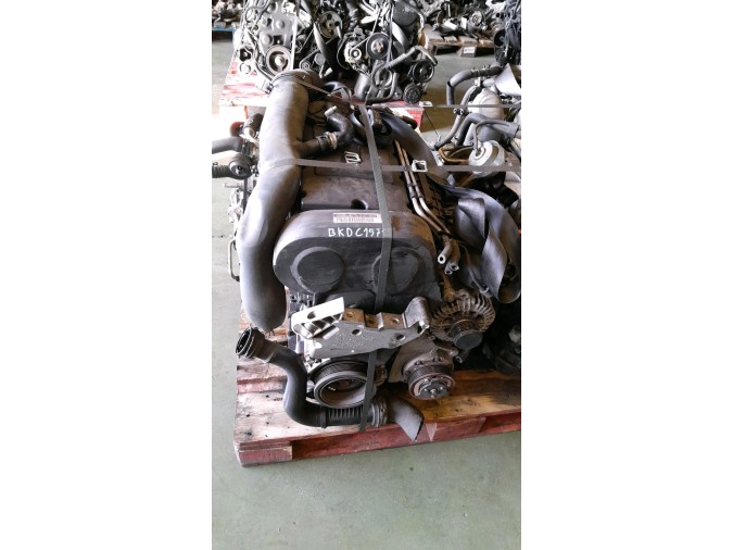 MOTOR CON ACCESORIOS Y CAJA DE CAMBIOS SEAT ALTEA 2000