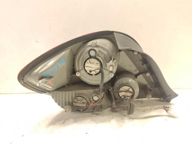 PILOTO TRASERO DERECHO HYUNDAI COUPE 2002