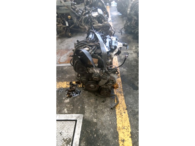 MOTOR CON ACCESORIOS Y CAJA DE CAMBIOS PEUGEOT 307 2007