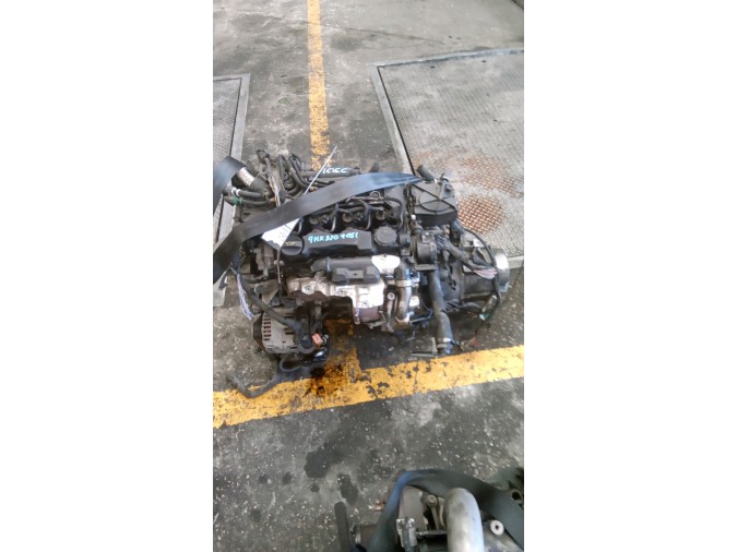 MOTOR CON ACCESORIOS Y CAJA DE CAMBIOS PEUGEOT 307 2007