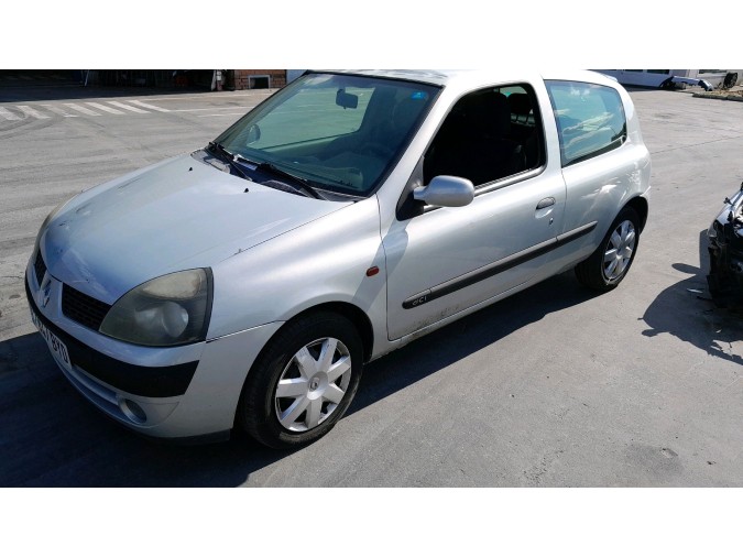 Intercooler RENAULT CLIO