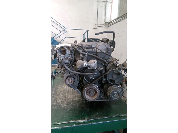 MOTOR CON ACCESORIOS Y CAJA DE CAMBIOS MAZDA MX5 1999