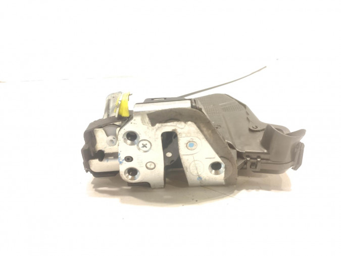 CERRADURA PUERTA DELANTERA IZQUIERDA TOYOTA AURIS 2015