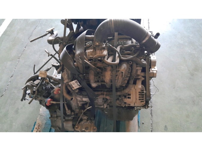 MOTOR CON ACCESORIOS Y CAJA DE CAMBIOS OPEL AGILA