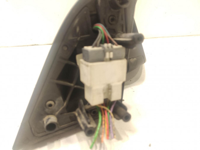 RETROVISOR DERECHO CITROEN XSARA PICASSO NEGRO SIN PINTAR 2004