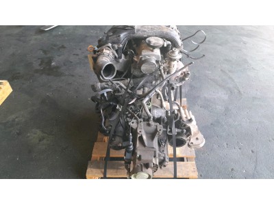 MOTOR CON ACCESORIOS Y CAJA DE CAMBIOS SEAT CORDOBA 2002