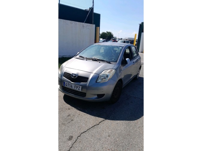 Radiador de Agua TOYOTA YARIS 2007