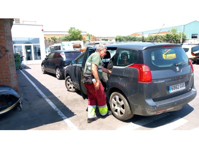 ELEVALUNAS TRASERO IZQUIERDO PEUGEOT 5008 2010