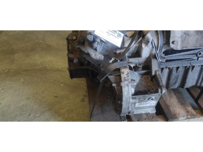 Caja de cambios color Gris OPEL ZAFIRA 2001
