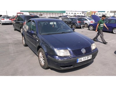 PILOTO TRASERO IZQUIERDO VOLKSWAGEN BORA 2001